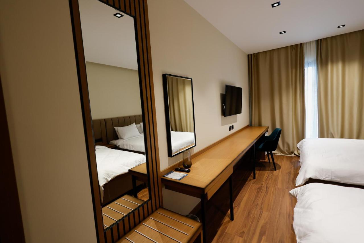 Valza Boutique Hotel วญอเรอ ภายนอก รูปภาพ