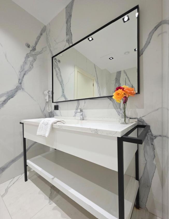 Valza Boutique Hotel วญอเรอ ภายนอก รูปภาพ