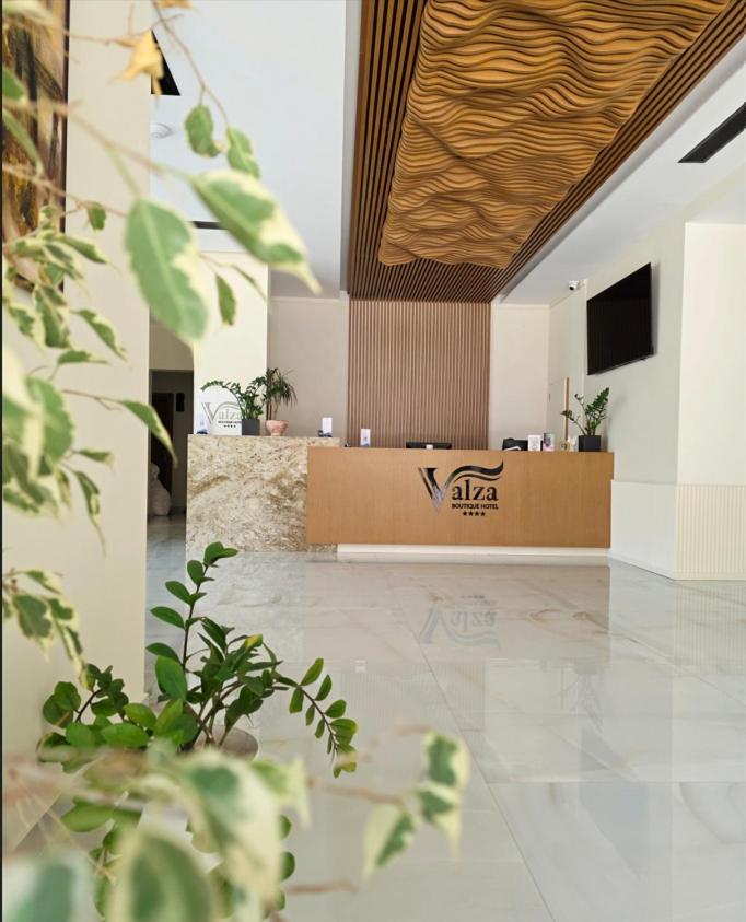 Valza Boutique Hotel วญอเรอ ภายนอก รูปภาพ